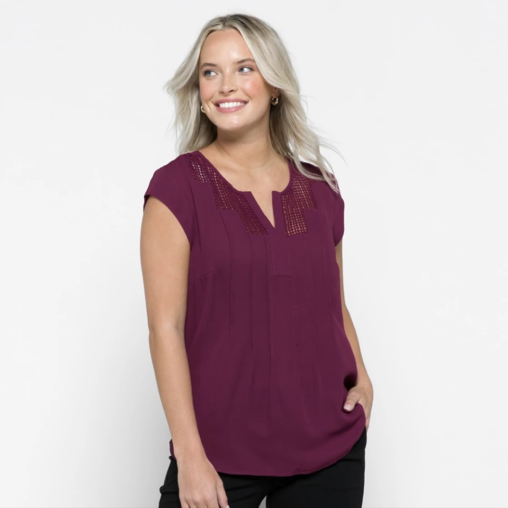 NEW Daniel Rainn Estefany Lace Detail Split Neck Shortsleeve Burgundy Red XXL